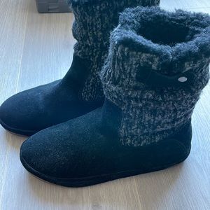 Wool Boots by Tara M